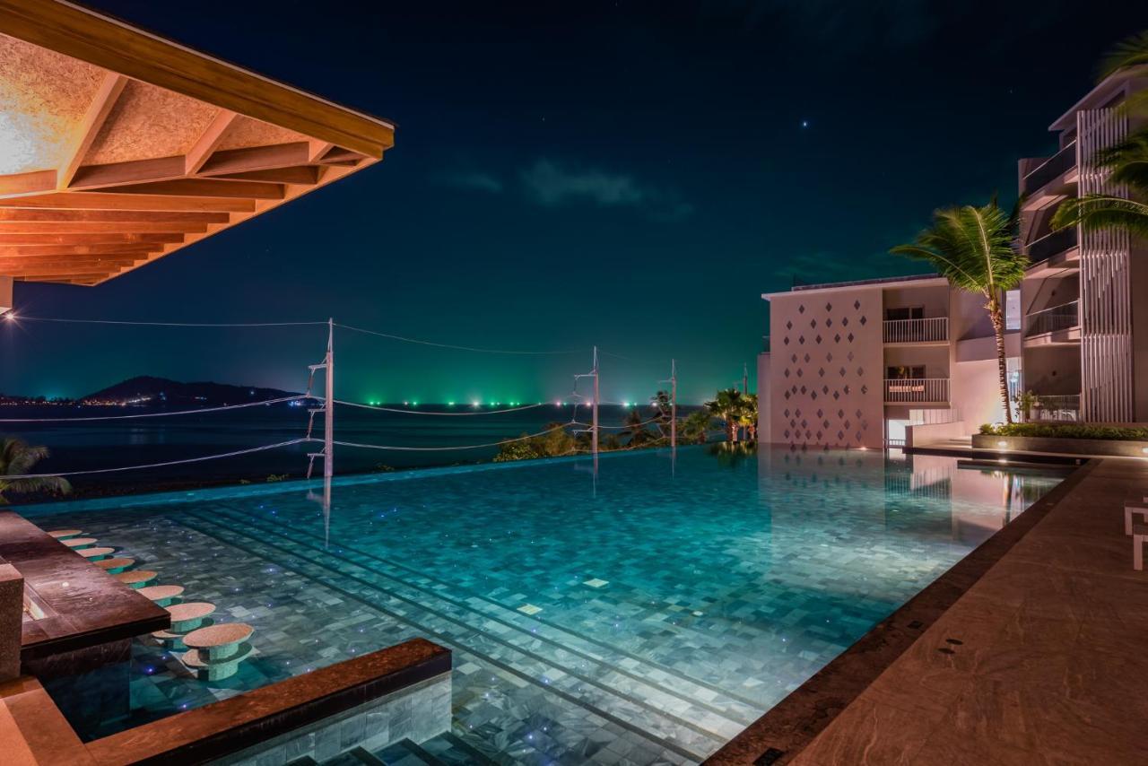 Oceanfront Beach Resort - Sha Extra Plus Patong Экстерьер фото Infinity pool at the resort