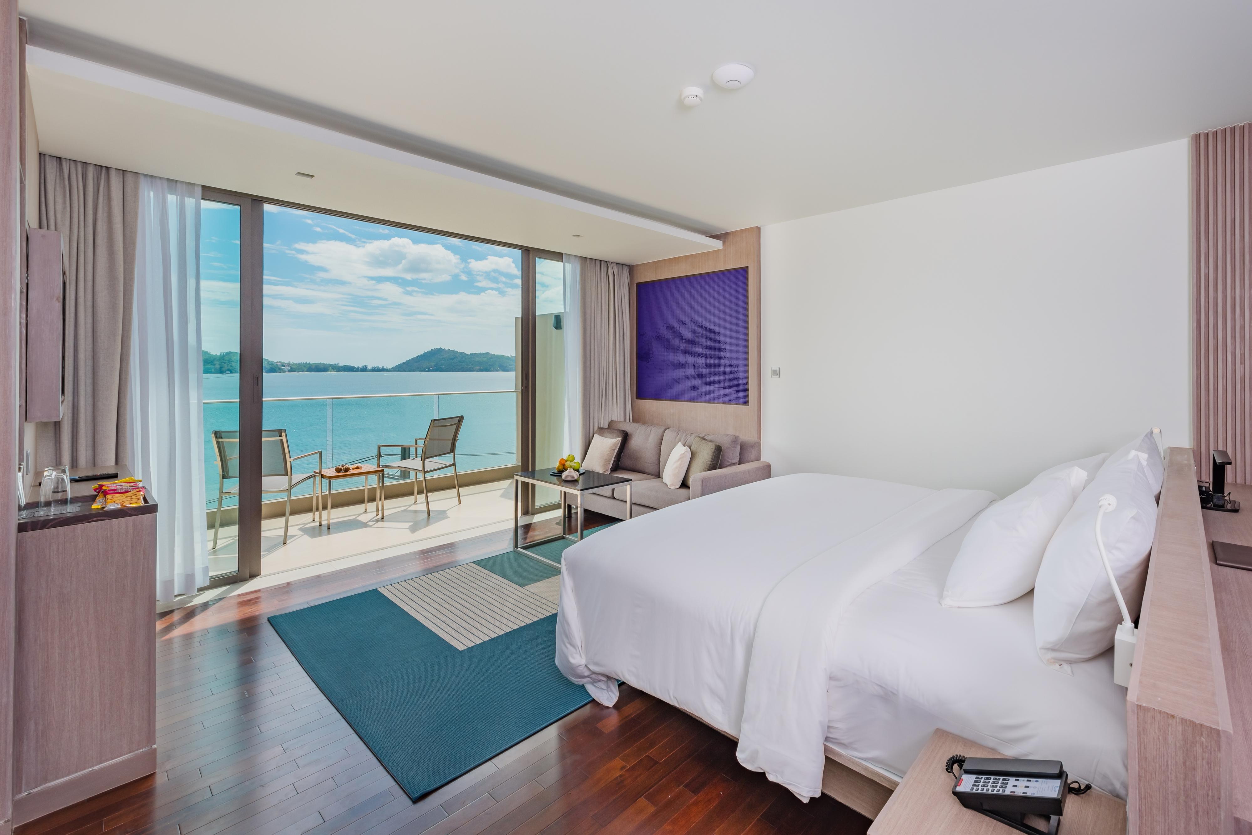 Oceanfront Beach Resort - Sha Extra Plus Patong Экстерьер фото Deluxe Ocean View